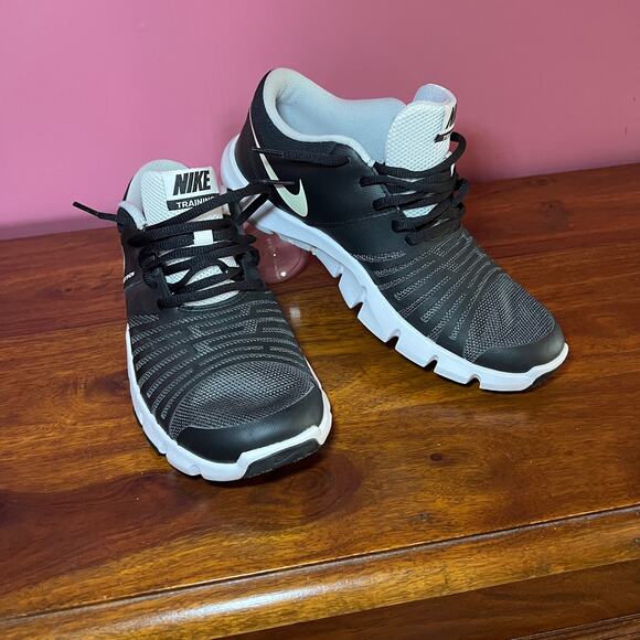 Nike Air Flex Show TR Running Shoes Mens Size 7.5 Black - Picture 1 of 8